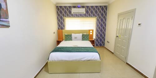 Bed room